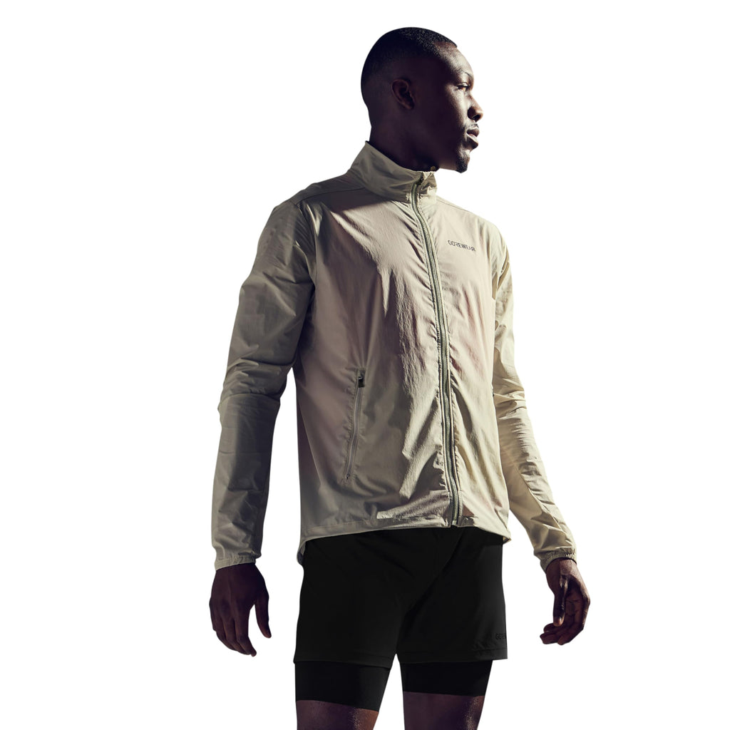 GOREWEAR Concurve Men’s Lightweight Water-Resistant Running Jacket