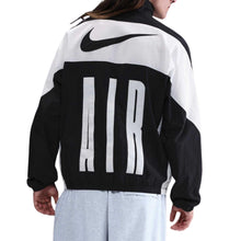 Nike NSW Air Woven Men’s Lightweight Track Jacket